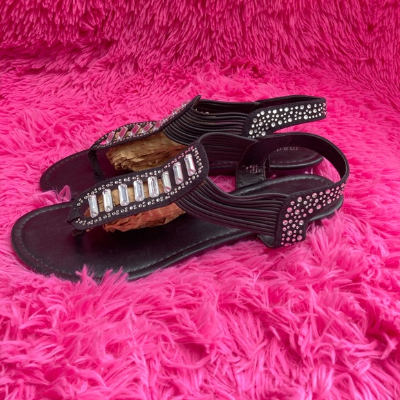 Madden Girl jeweled instep and heel slip on thong sandals size 11 - Picture 3 of 9
